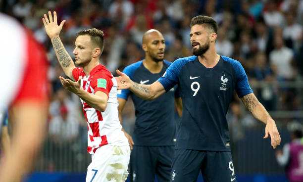 的亮眼表现 的亮眼表现