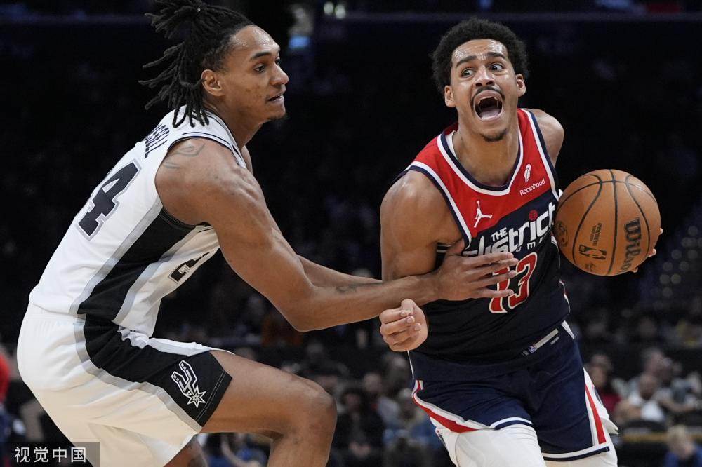 他在前场能 他在前场能