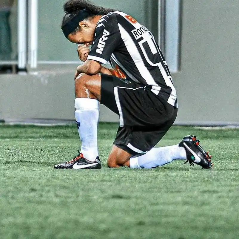 卓越表现 卓越表现